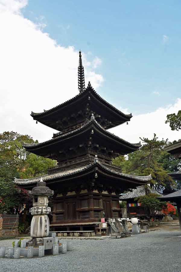 石手寺(4)：三重塔