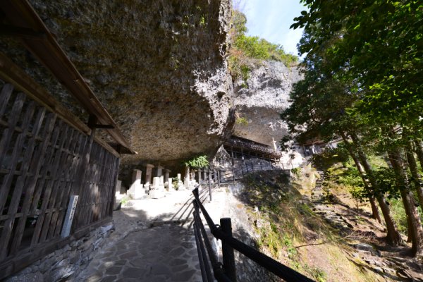 羅漢寺：参道