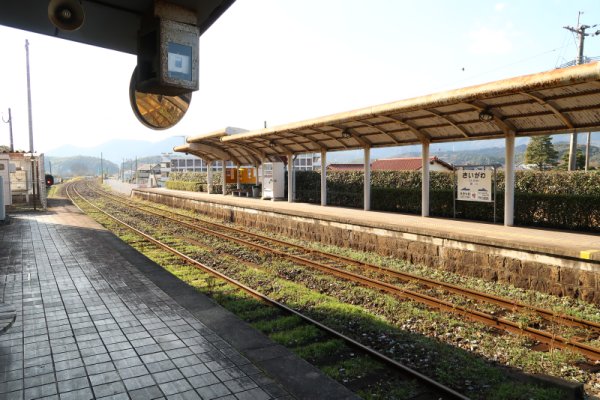 犀川駅：プラットホーム