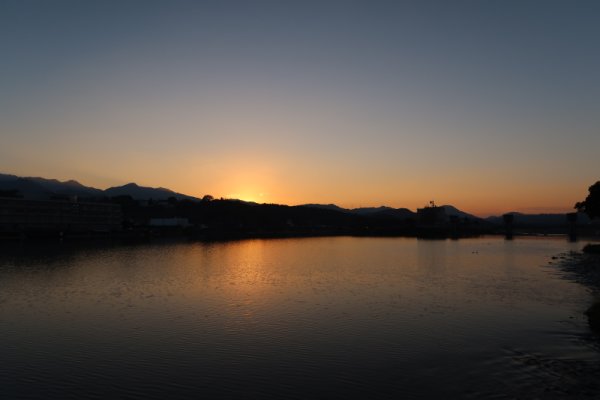 日田の街並み：三隅川の夕陽