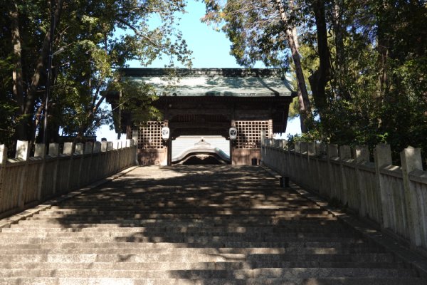 福山八幡宮：東随神門