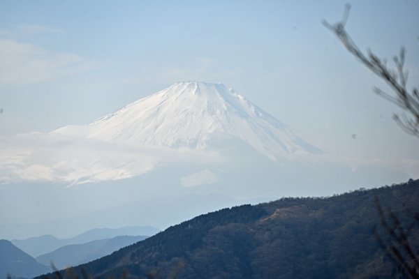見晴らし台の少し上からの富士山