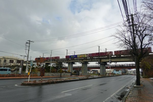 千歳線の貨物列車