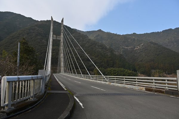 茅生大橋