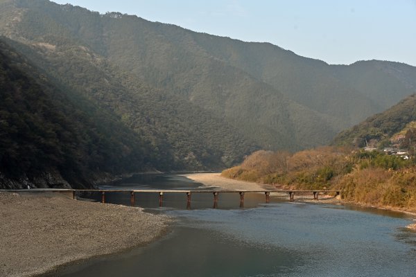 岩間沈下橋