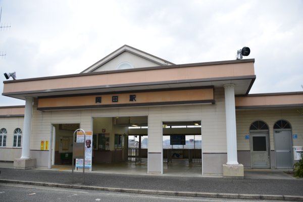 岡田駅(1)：琴電