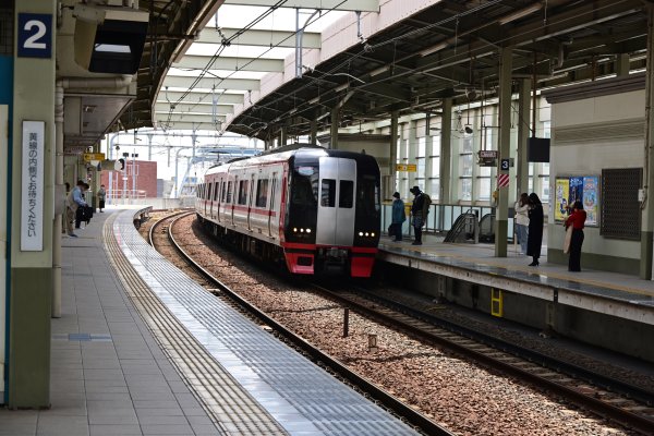 常滑駅(4)