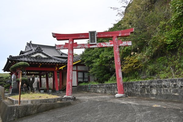 闘牛神社？(1)