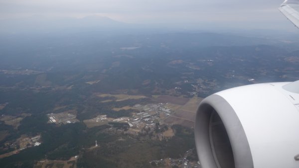 JAL0641便の機内から：霧島市上空