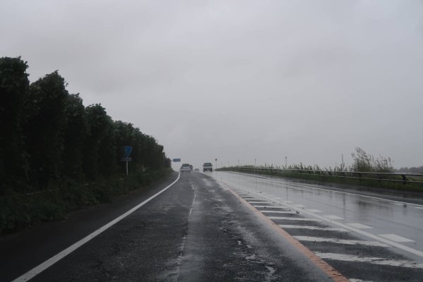 鳥海山へ