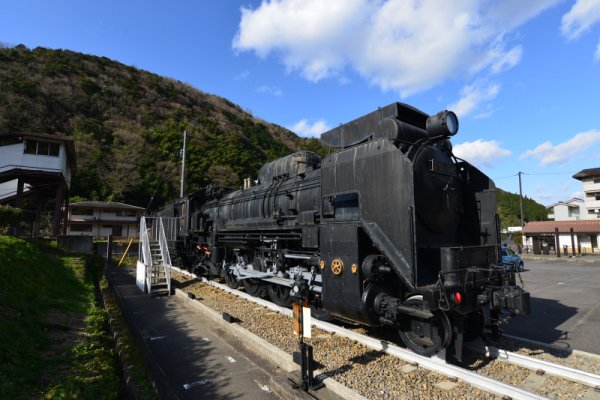 津和野駅(2)：保存SL