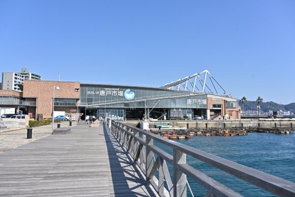 唐戸市場：建物