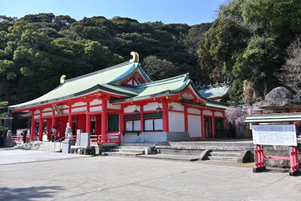 赤間神宮：拝殿と本殿