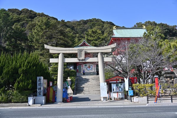 赤間神宮：鳥居から
