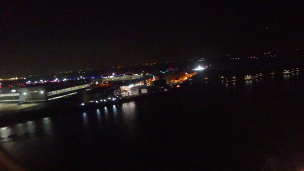 JAL291便：整備場