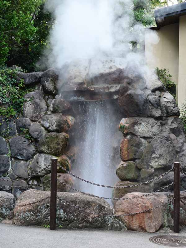 別府の温泉地獄(6)：龍巻地獄