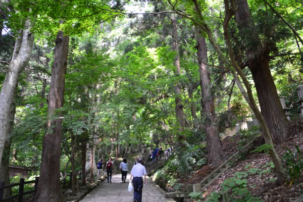 山寺(11)：奥之院への入口