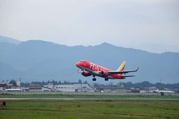 おいしい山形空港(2)：山形空港ひこうき公園