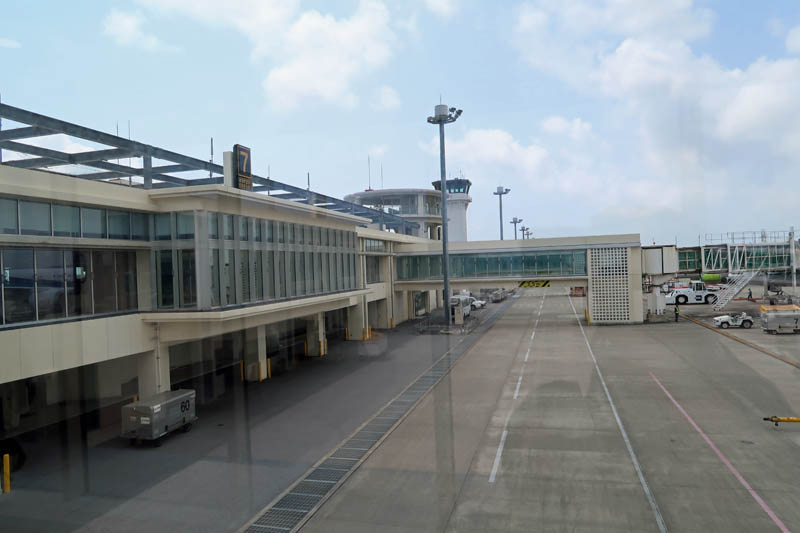 新石垣空港:南ぬ島石垣空港 新石垣空港:南ぬ島石垣空港